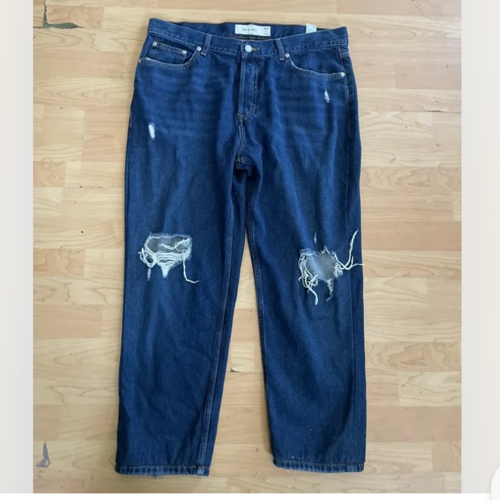 TOPMAN the original blue jeans size 36x32 distressed ripped casual T25.